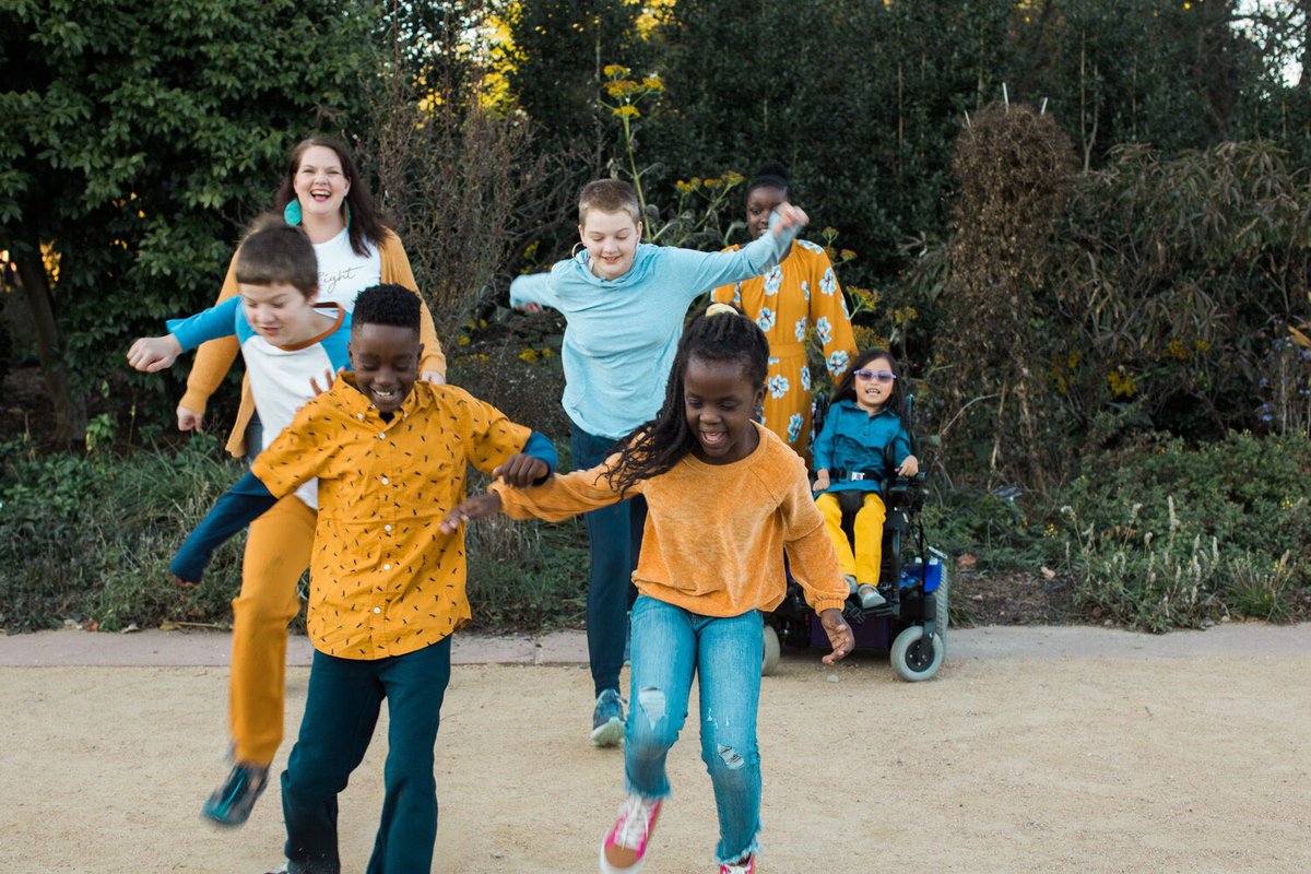 Lee is dead.His company wants to support us and keep the family of their former president on their health insurance. @BlueCrossNC says no, in the midst of a pandemic.Because the company is small, we don’t get 36 months on COBRA (the usual for widows) or extension coverage.