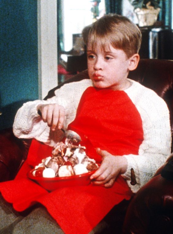 OfficialPLT's tweet photo. The BEST Christmas movies ❤️✨ https://t.co/6QHsBH2X1z