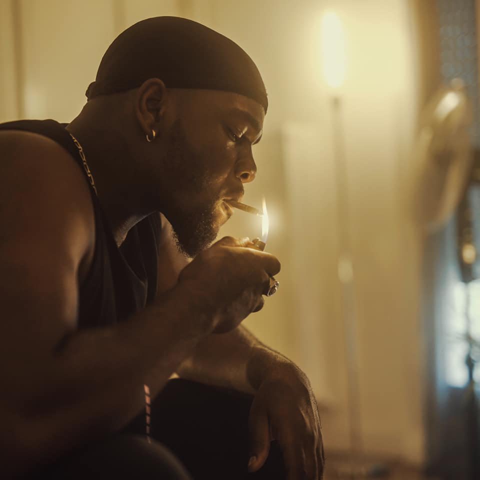 L’amour et les femmes comme source d’inspiration: L’histoire d’amour entre les femmes et Tayc a débuté dès la sortie de la chanson "Un verre de trop". Depuis, il semble vouloir aborder toutes les facettes des relations amoureuses (l’amour démesuré, la tristesse, la trahison, etc)