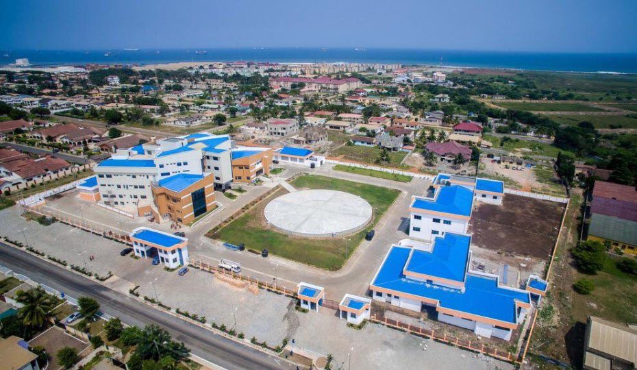 NsiaAvena's tweet photo. John Mahama built the maritime hospital.
#AccraWave πβοΈπ€³ https://t.co/qiogbTC26E