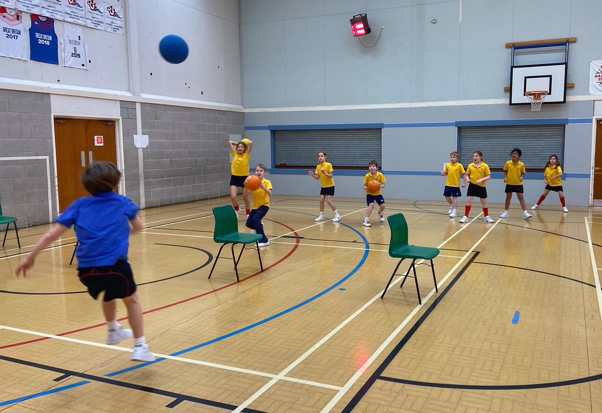 YMS_Sport's tweet photo. Year 4 Dodgeball house competition. Well done to the winning house. Some amazing dodge, duck & diving. #yateleymanor #dodgeball #WDBF https://t.co/T6CkneuBGY