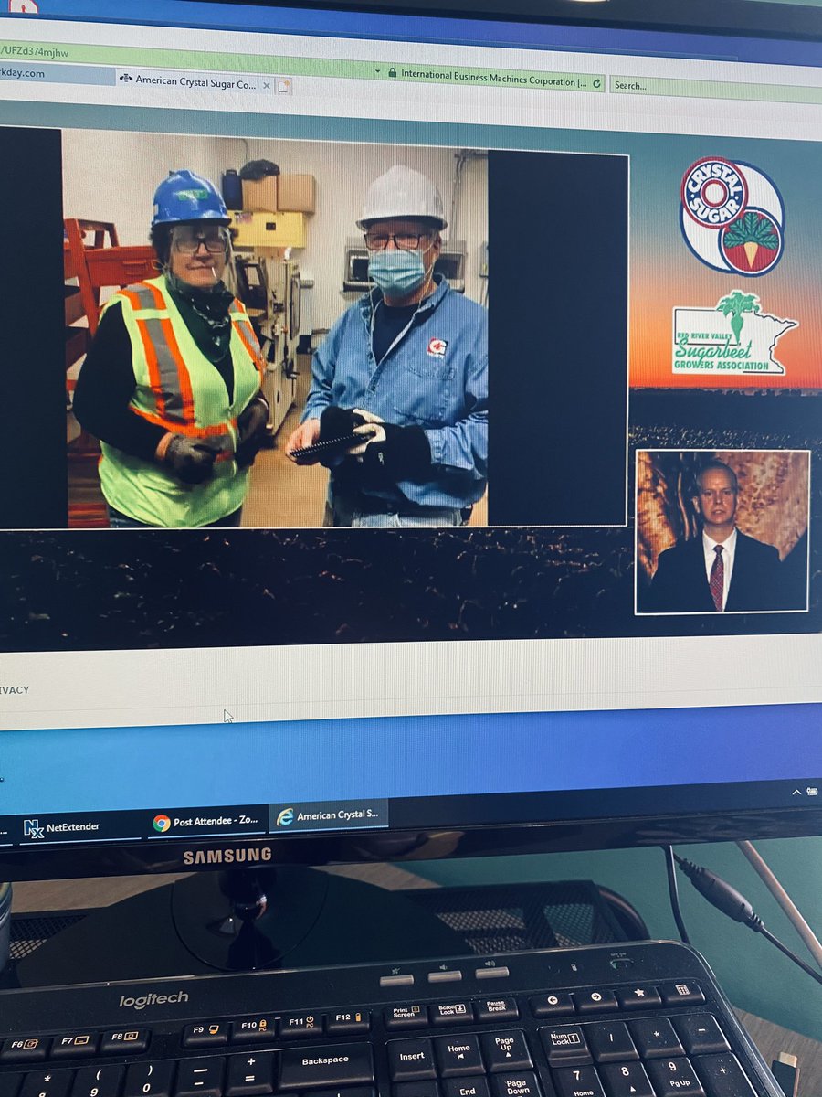 CrystalCoLisaB's tweet photo. Congrats to @CrystalSugarCo President’s Award winner from our #Drayton plant, Paul Boen. #CrystalStrong #BeetMeeting2020 https://t.co/9oHBFtTOJm