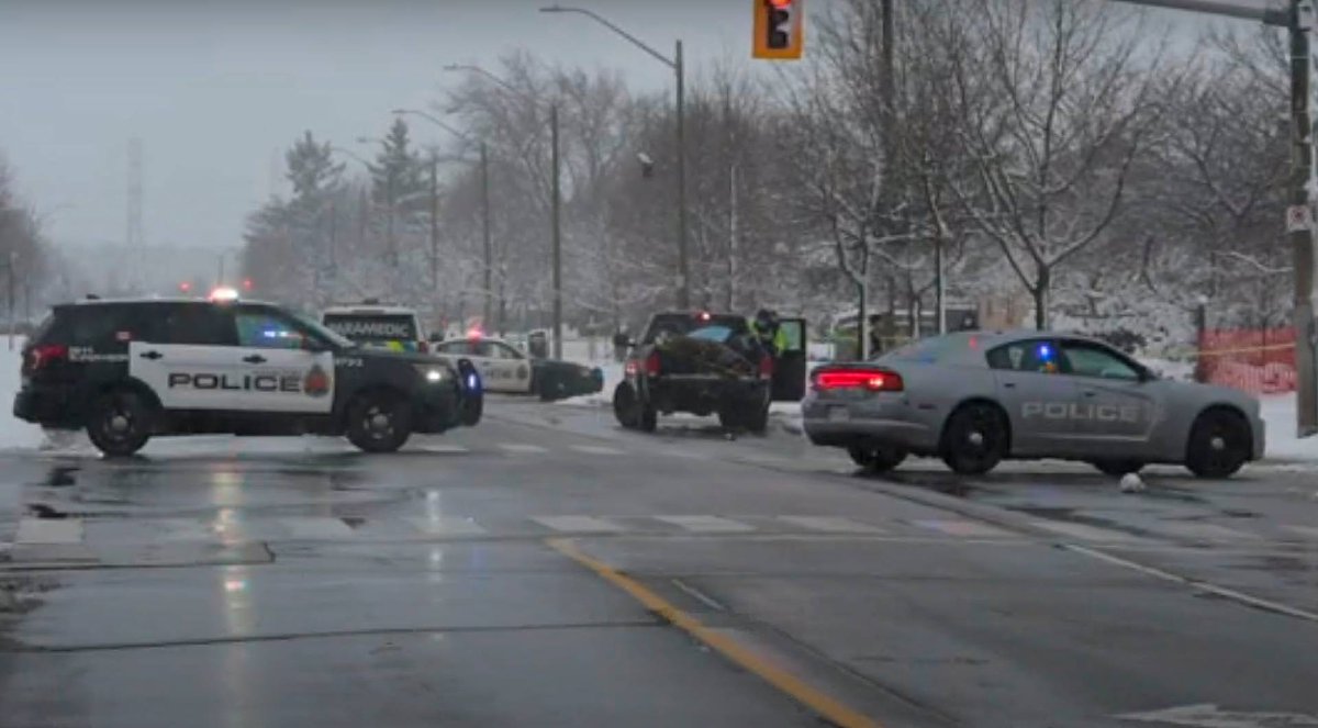 BREAKING:  An 11-year-old boy who was struck by a vehicle in Hamilton on Tuesday afternoon has died of his injuries, Hamilton police say.  cp24.com/news/hamilton-…
