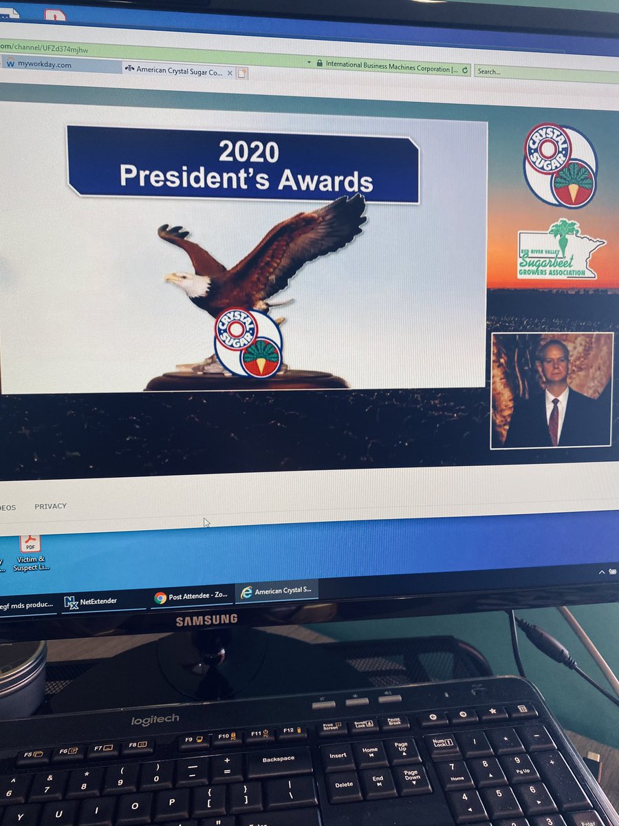CrystalCoLisaB's tweet photo. Congrats to @CrystalSugarCo President’s Award winner from our #Moorhead Technical Service Center, Carol Sweere. #CrystalStrong #BeetMeeting2020 https://t.co/CsZmQeByXR