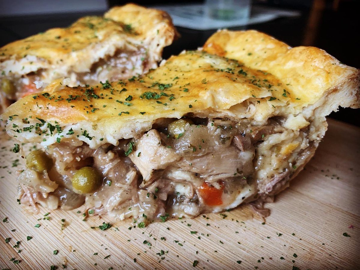Wild Bronze Turkey Pot Pie with a butter pastry. The absolute best gravy you’ll ever taste! #bronzeturkey #potpie #fallharvest #getinmybelly