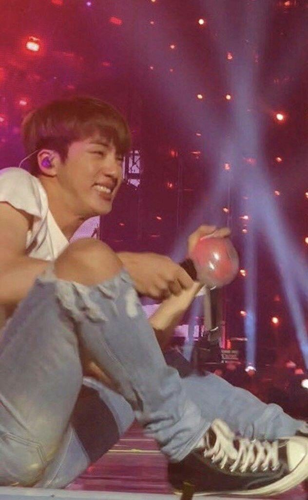 seokjin photos taken by armys on stage — a breathtaking thread.
