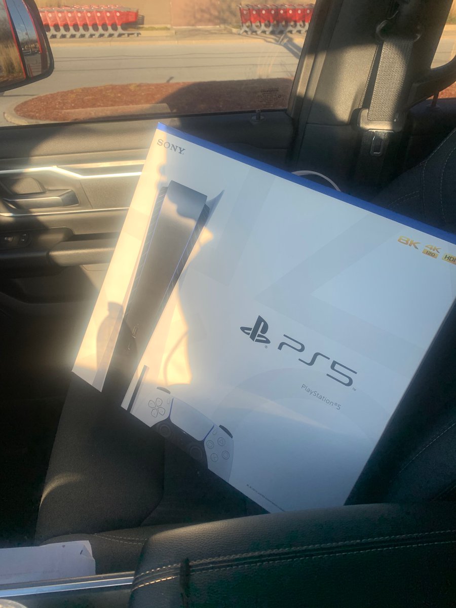 brandyse_turner's tweet photo. @PS5RestockAlert Secured the bag! https://t.co/d5e6gSAvM6