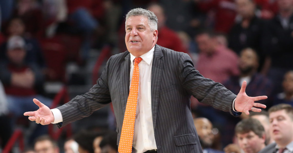 Bruce Pearl provides update on the status of Auburn 5-star PG Sharife Cooper https://t.co/TkhFHWTJ4o https://t.co/zgJoWGmhmw