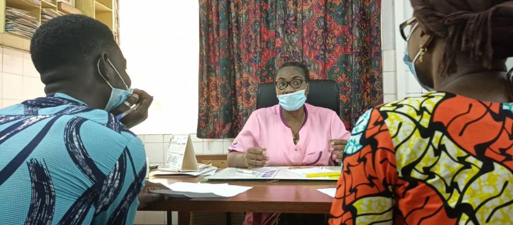 helloyux's tweet photo. This week, YUX traveled to Cotonou to conduct training and iconathon workshops for students at @AfricaDesignSch. They first received a 3-day training in UX qualitative research.
#UXResearch #Research #Iconathon #UX #HumanCenteredDesign #Training #Africa #UserResearch https://t.co/Ax3ZzMZp8w