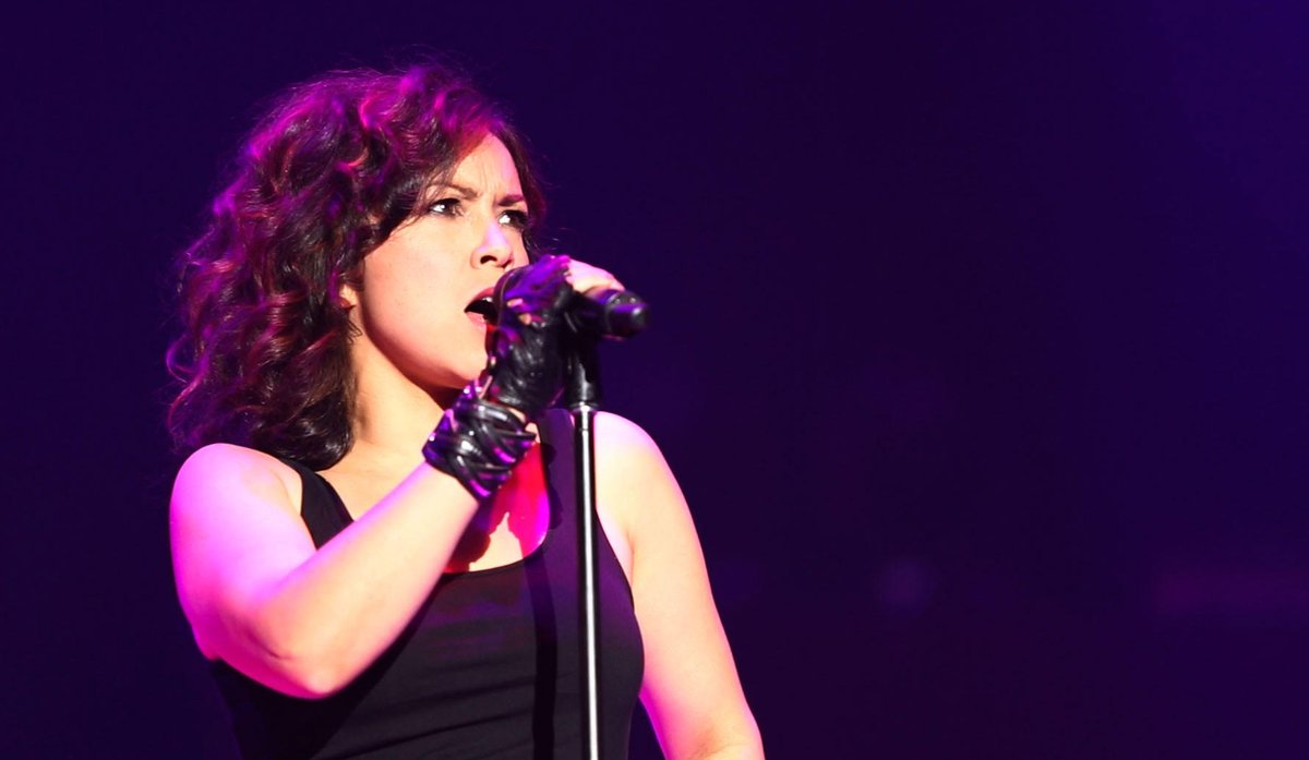 Birmingham! Shropshire! World! Tune in to Women In Music on 
<a href="/wearegorgeousfm/">Wearegorgeousfm</a>
 to get your daily dose of RAWK! Our Emm chats all things music and rock at 7pm UK time. Plus hear our new track “Winterlong”! Sign of the hornsKiss mark thanks 
<a href="/LydiaGreatrix/">Lydia</a>
 for spinning us!!