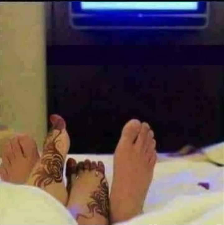 يحقلهم يحتفلو بل خميس اماء أنا ليش احتفل حنين مفارق 😣😣😣😣😣😣