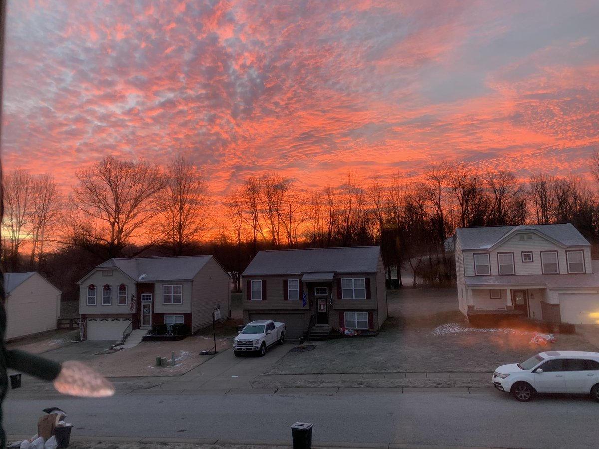 NbctSmith's tweet photo. What a spectacular sunrise sky this morning! https://t.co/e4rLsRCaCj