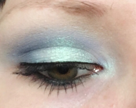 SoulWinchester_'s tweet photo. Today, blue and sparkly, sea foam green were the colors of choice #funwithmakeup https://t.co/2PDQmvDMzO
