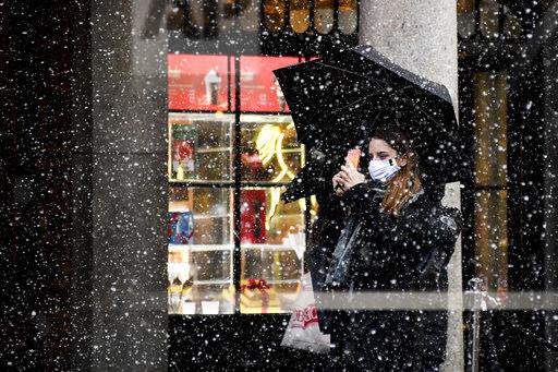 AlbertoPezzali's tweet photo. Christmas time in London. 

@AP_Images https://t.co/n8ggeGLlFn