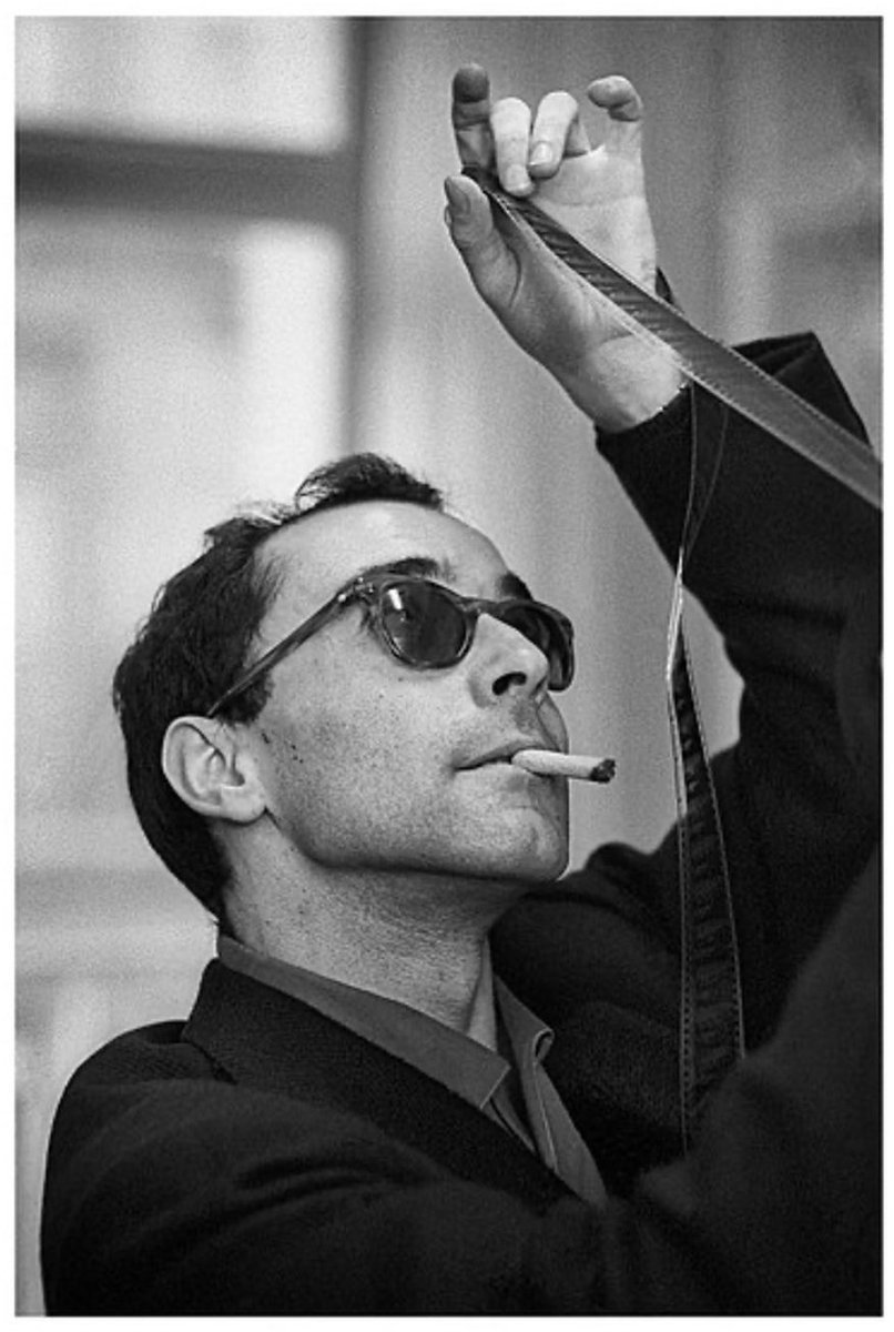 amarelceluloide's tweet photo. Hoy cumple años él, el ícono, el Maestro, el co-fundador de tal vez la más influyente corriente cinematográfica, ¡feliz cumpleaños 90, #JeanLucGodard! 📽

#NouvelleVague #NuevaOlaFrancesa #FrenchNewWave #EnamoradoDelCeluloide #Godard #UnDiaComoHoy #OnThisDay #CumpleañosCinefilos https://t.co/IqfAHxXJvF