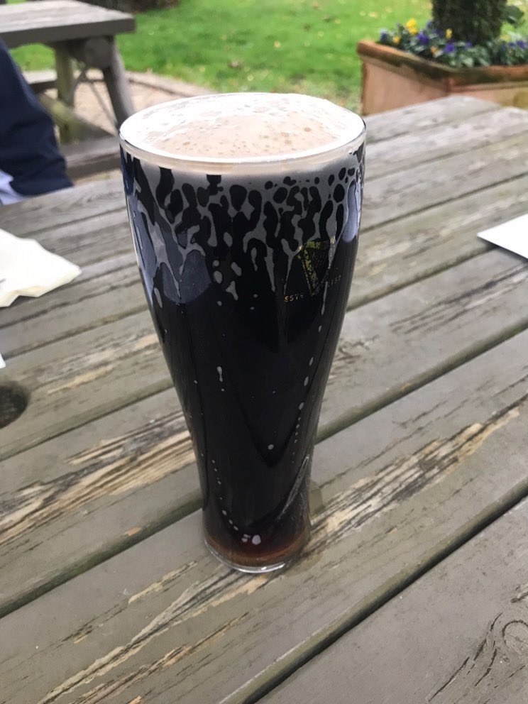 shitlondonguinness tweet media
