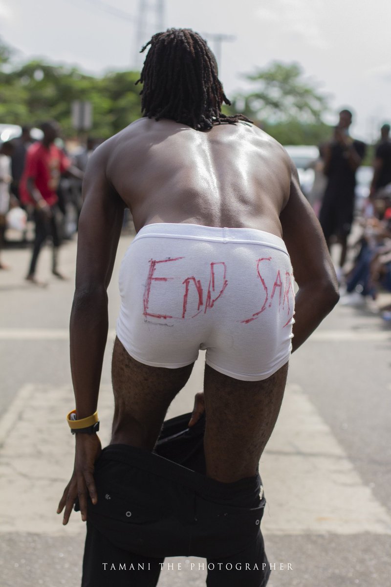 WE ARE BACK AND ALL WE WANT IS #EndSARS AND END IT NOW !!!!

✊🏿 📸 

#TRT
