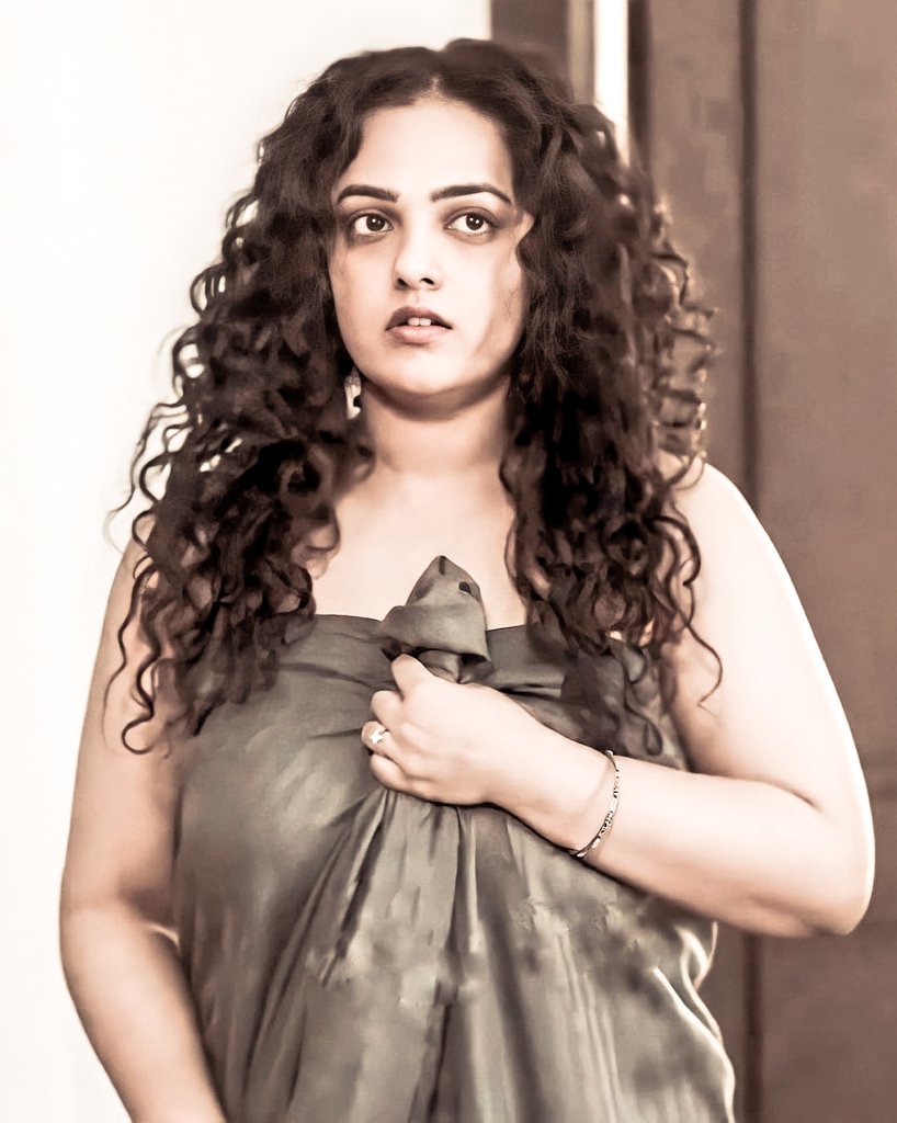 A Special  #Thread on Celebrity Surprises 2020 !!which means Unexpected "Suprises and Cyclones" created by our favourite Celebrities in 2020..So let's call this as  #CelebrityCyclone2020Here's a glimpse...Watch this space for more updates!!