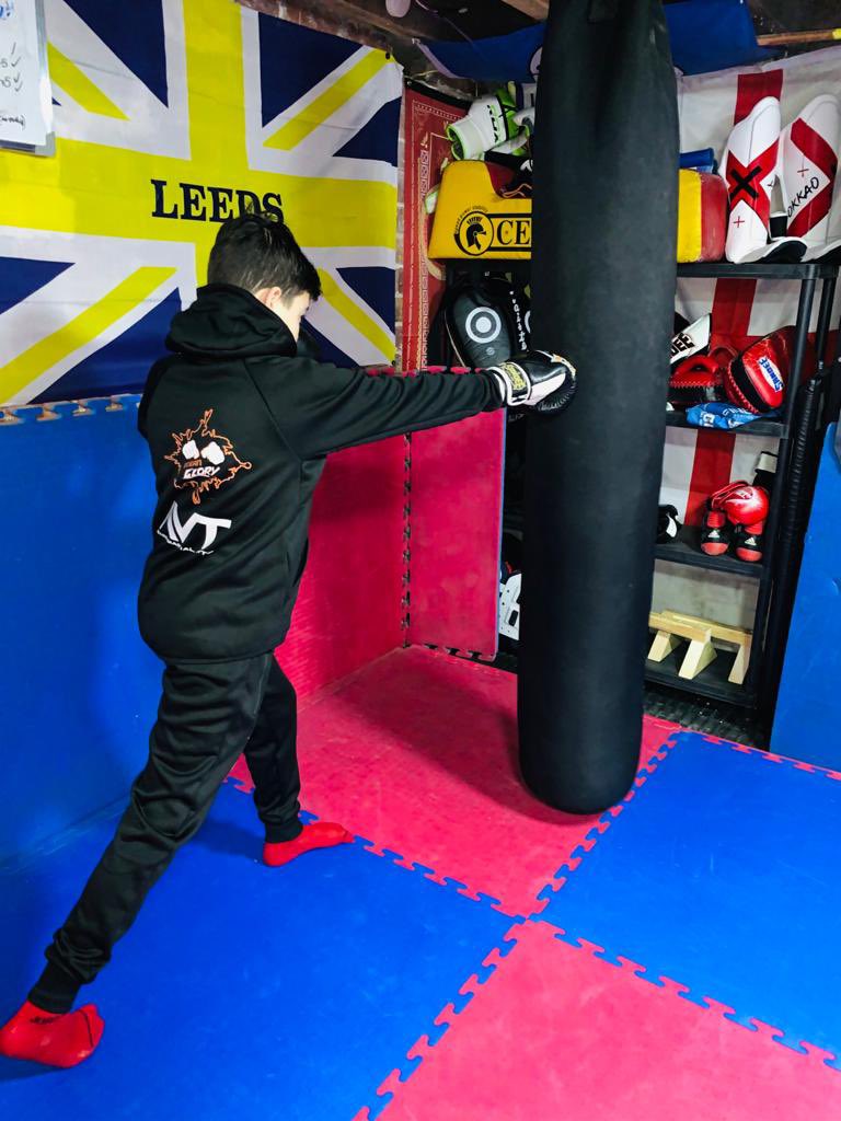 Gaz_Kia_Davies's tweet photo. @davies_ocean New venture, new style, new clothing, new partnership!!! Training style,train hard, and look amazing #oceanglory 
@cherrychanel @TomTheVikingMMA @wolkernite https://t.co/39mstZV3RY