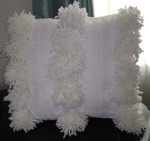 flipnchik's tweet photo. All white decorative pompom pillow that I made for my DIY spindle headboard bench. https://t.co/Hh7qFC2sq8