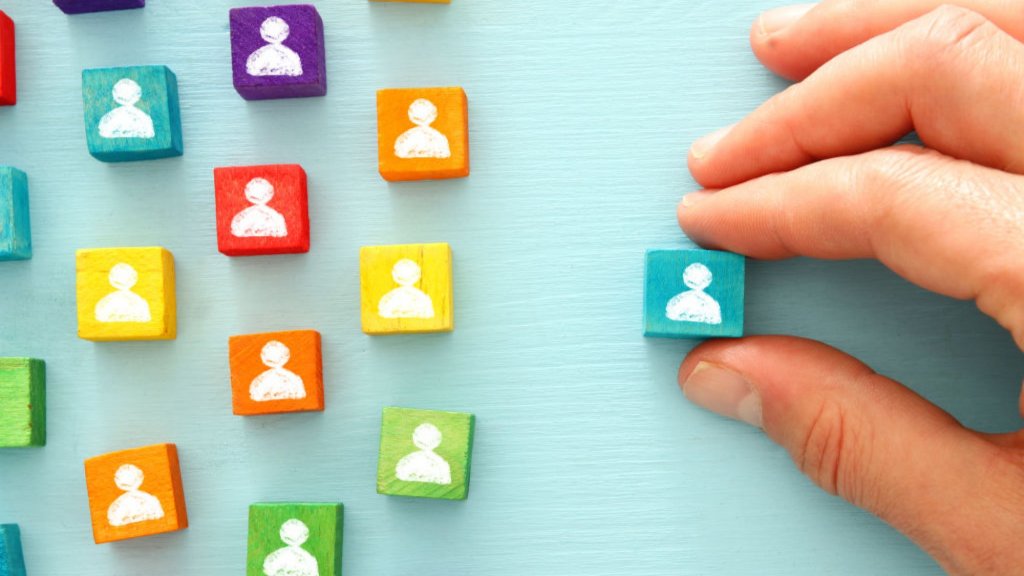 AnnexGroup's tweet photo. Do you want to hire people with high emotional intelligence? Check out these 5 things you should look for > https://t.co/CDvJJhnbUv 

#hiring #hr #team #emotionalintelligence https://t.co/dEsgh6EW2U