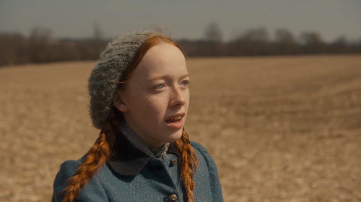 forget that she was the one who saw him hopeless and lost because he thought he couldn’t be a good doctor. Don't forget that Anne saw Gilbert affected and insecure because he thought he wasn’t enough for his dreamHere she's seeing him completely sure and happy while he's