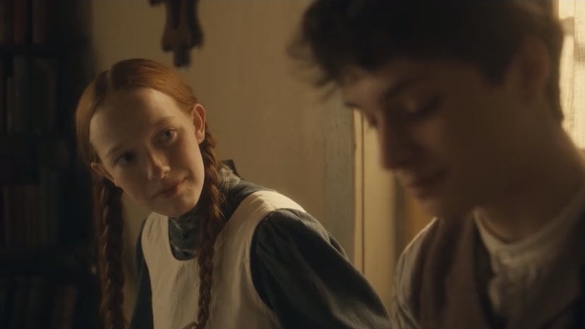 forget that she was the one who saw him hopeless and lost because he thought he couldn’t be a good doctor. Don't forget that Anne saw Gilbert affected and insecure because he thought he wasn’t enough for his dreamHere she's seeing him completely sure and happy while he's