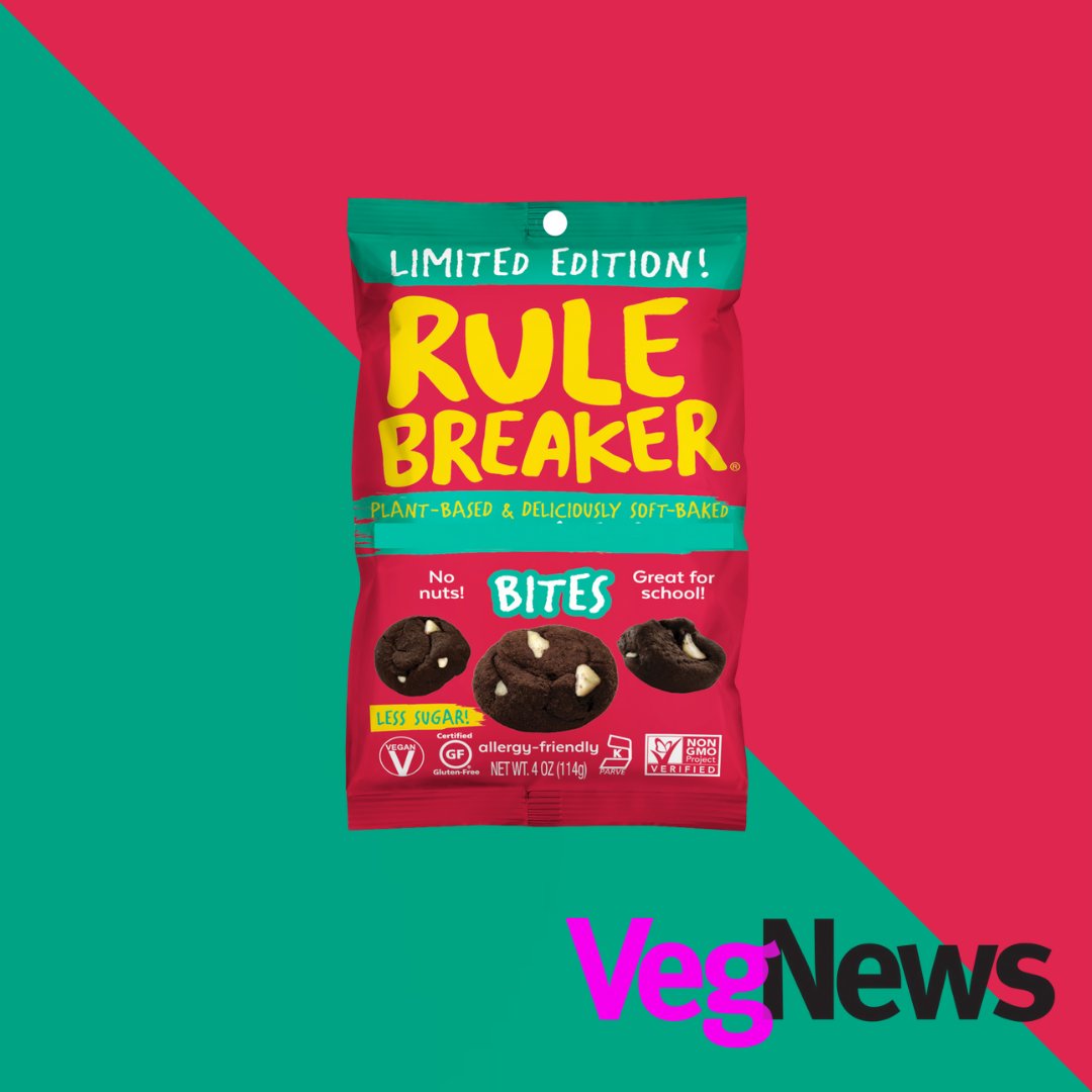 Check out the 20 Vegan Holiday Products To Look For On Your Next Grocery Trip from @VegNews! https://t.co/cnFmr4h5pZ🎄🎁
#bearulebreaker #rulebreakersnacks #snacktimesolved #holidaysnack #holidaytreats #vegantreats #vegnews #VegNews #vegan #plantbased #holidays #veganholidays https://t.co/yfAuct5niR