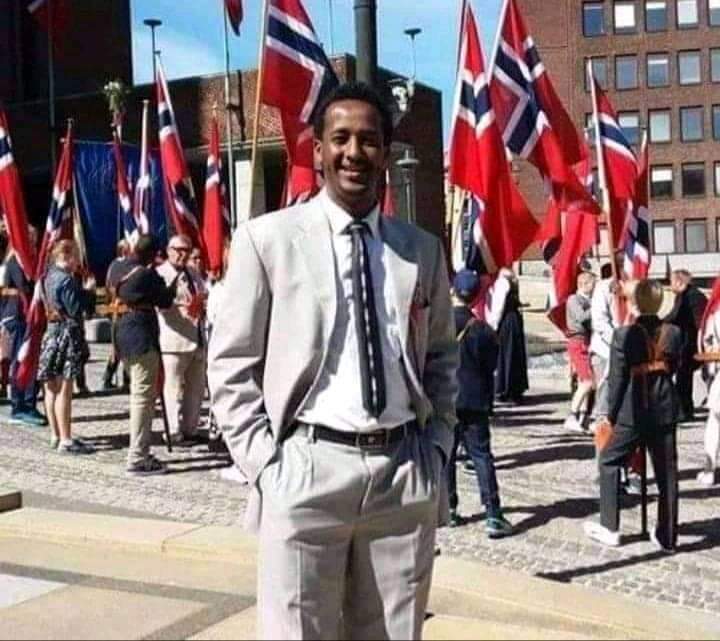 mogesofficial's tweet image. The most literate #Elites, who appear to be a critical factor in #national_development, have  been targeted by #Politicians in the #SIDAMA state. #በሲዳማ ክልል እየተደረገ ያለው ሙሁራንን የማሰር እና የማሳደድ ሰራ ይቁም። #EthiopiaPrevails @PMEthiopia @POEthiopia