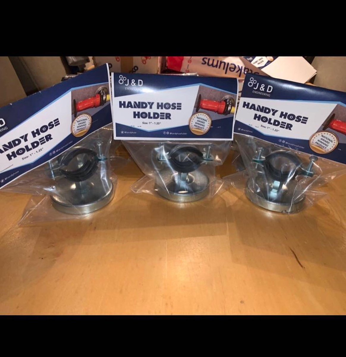 HoseHandy's tweet photo. The ideal Christmas present for any dairy farmers, to tidy up any wash down hoses in your yards or parlours. 👨‍🌾👩‍🌾Guaranteed to make milking that much easier- No more back pain or dirty hoses. Always at your hand 🤝 #handyhoseholder https://t.co/E3SFF4JW2p