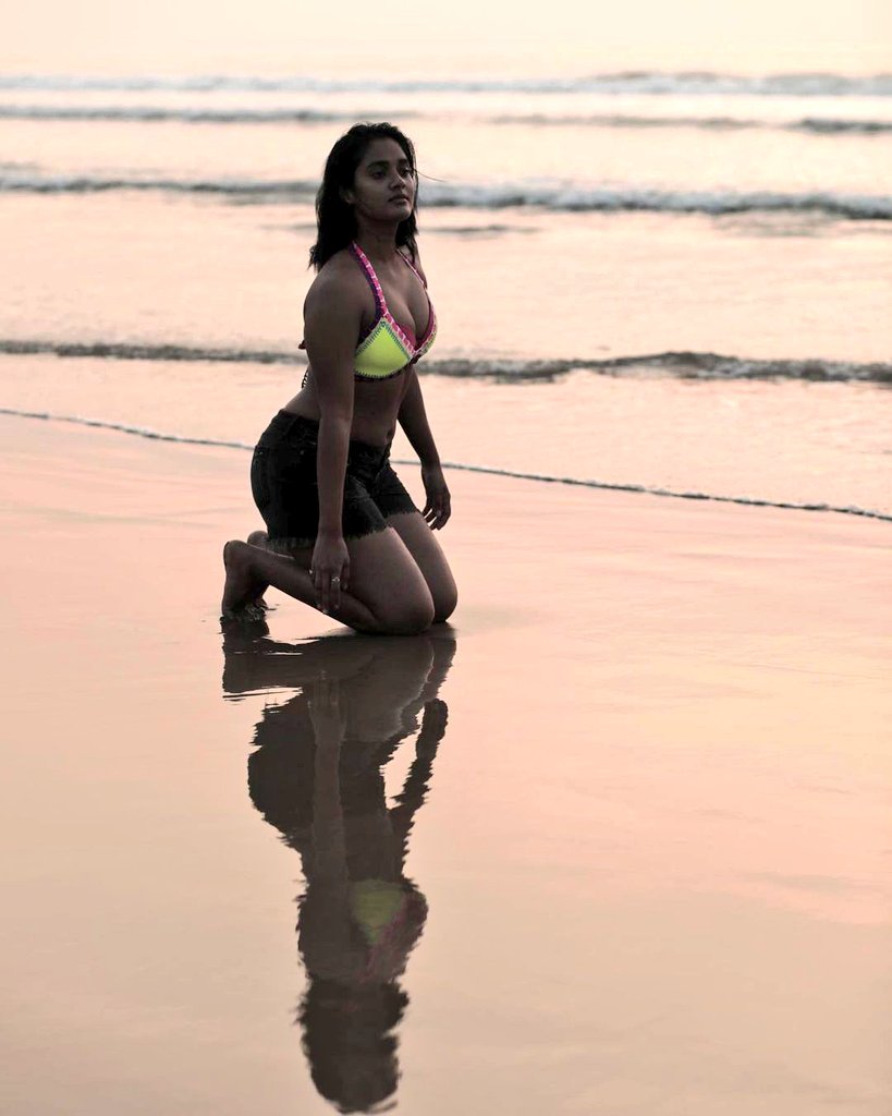  #CelebrityCyclone2029She's slowly experimenting her compatibility.. Her recent posts in beach / bikini are I am aware that many of my twitter-mates may offend me if I call her as 'Junior  #Anushka'..But, I should say She slowly deserving it.. #SoumyaShetty is the name!