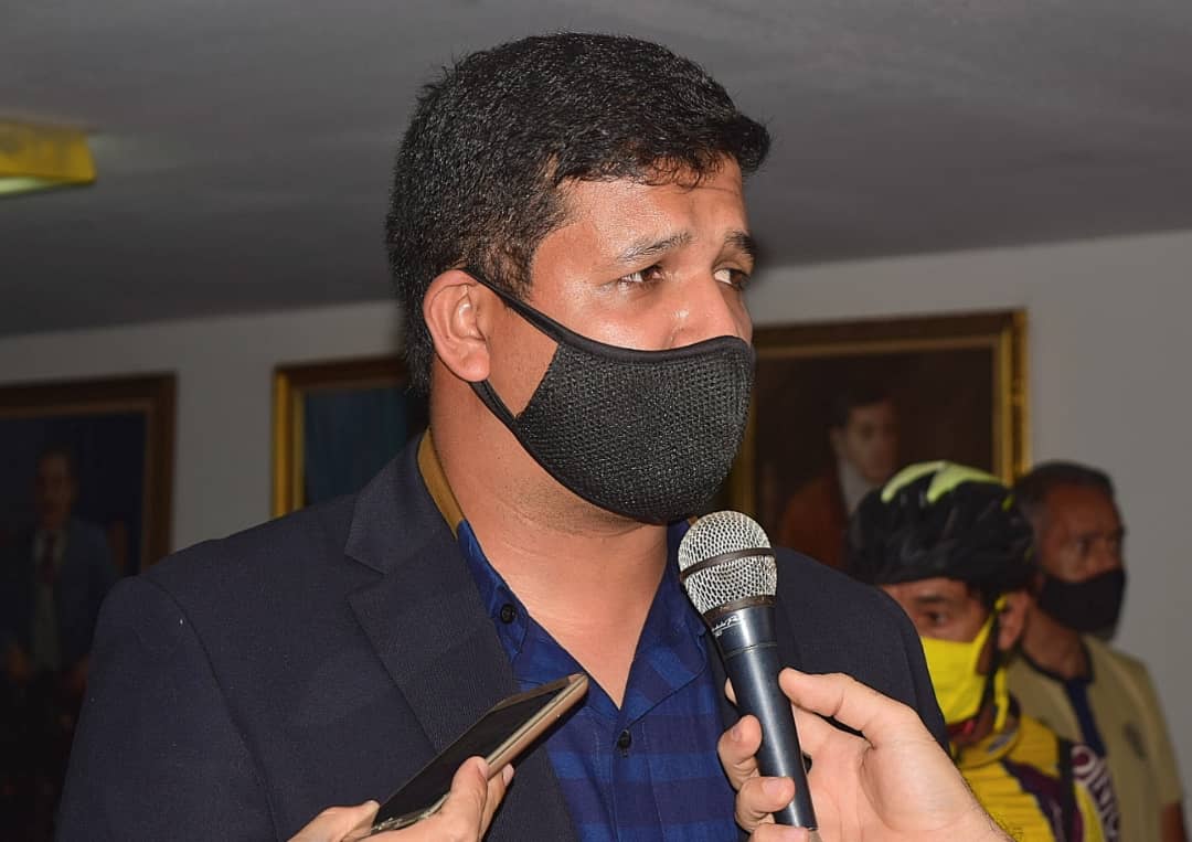 🏁Del 18 al 20 del presente mes, se realizará el II Gran Clásico de Ciclismo Uribante 2020, el cual fue presentado a los medios de comunicación.

🚴Competencia que sirve como antesala a la Vuelta al Táchira, con participación de 9 escuadras nacionales y dos extranjeras (Colombia)