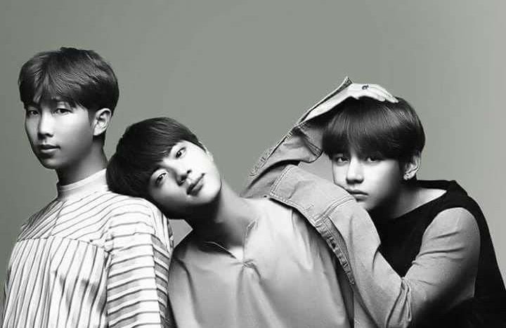 AN AMAZING FRIENDHis friendship with yoongi, Jin and namjoon really say a lot about how seokjin is the best frnd one could ask for I mean he can really befriend ANYONE within split seconds