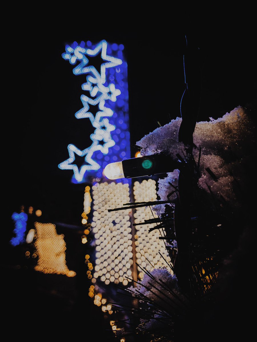 terstenagranit's tweet photo. 2020 is about to end!🎇 #Rathaus https://t.co/EjtaI4HkuJ