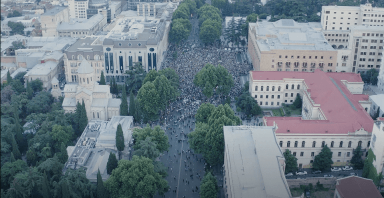 Fabulous to see that March For Dignity, scored by SMA composer <a href="/TaraCremeMusic/">Tara Creme</a>, has been selected for <a href="/bkkdoc/">Bkk Doc Bangkok International Documentary Awards</a> in the 'Best LGBT Documentary' category. Congratulations to Tara and the whole <a href="/march_4_dignity/">March for Dignity</a> team!

bkkdoc.com/bkkdoc-selecti…