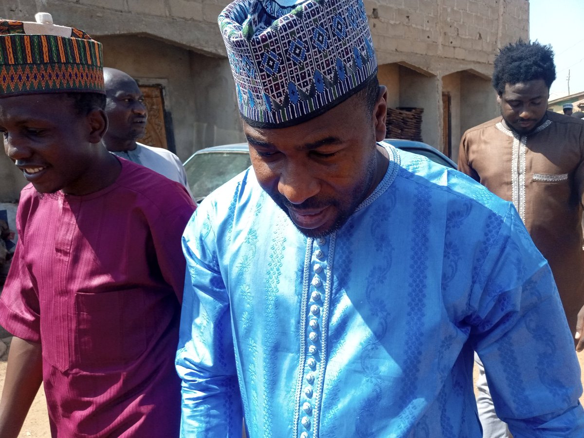 Adamubarnawa's tweet photo. #MYPOLITICALFATHER.
#MyMENTOR.
#POLITICALDIRECTION.
#MYBROTHER.
#MYLEATHER.
#Yusuf Imam. π―π―π―πͺπͺπͺ I hv no one lyk u in politics. https://t.co/j8rJqbNMmL