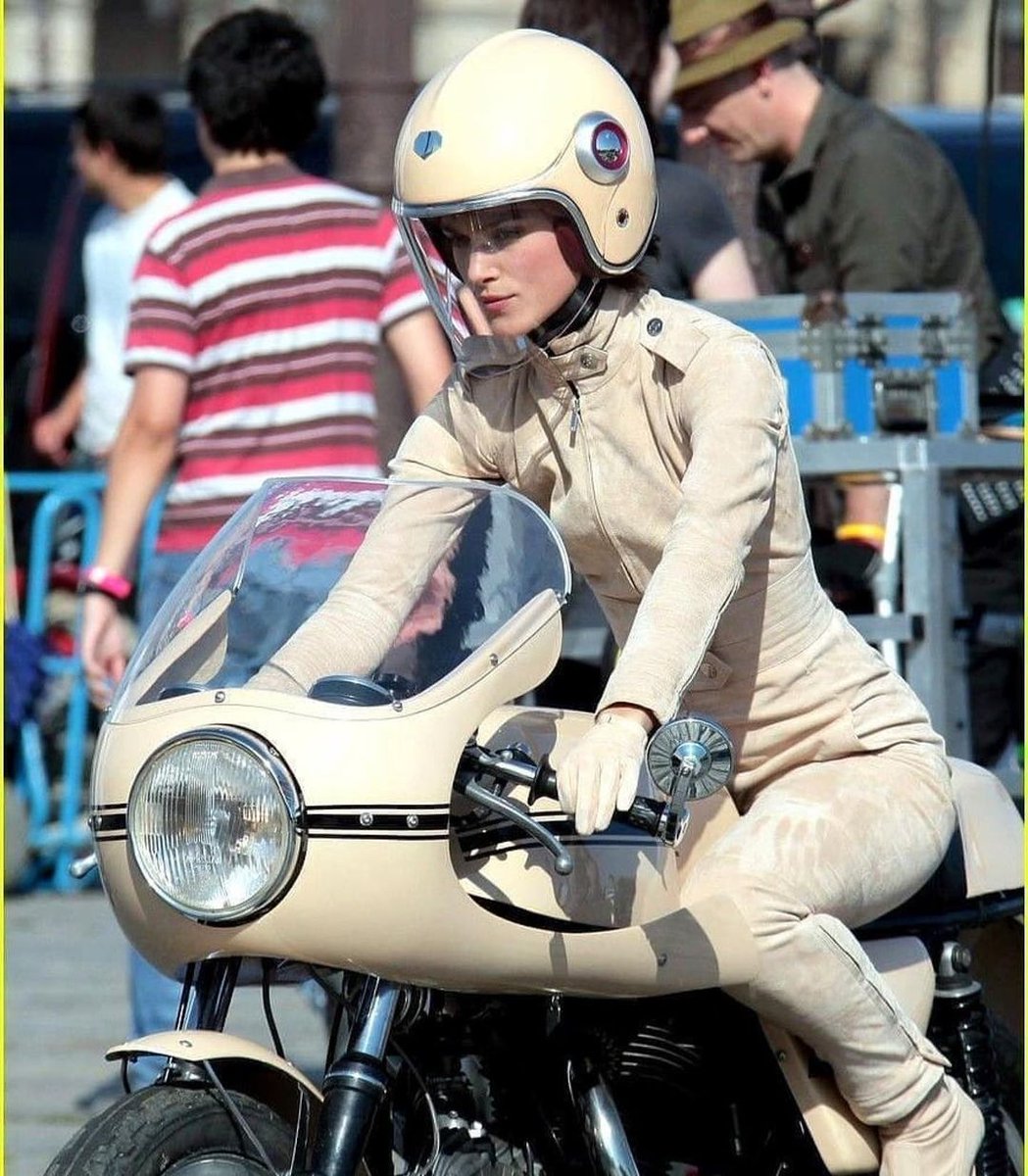 EatSleepRIDE's tweet photo. #ThrowbackThursday Keira Knightley on a Ducati 750 Sport for Chanel Coco Mademoiselle commercial in 2011.
👉 https://t.co/TU6mJN66er
#EatSleepRIDE #ESRapp #rubyhelmet #ducati #motorcycle #motorbike #ducatilife #motosport #vintagemotorcycles https://t.co/RwBcLFOLHA