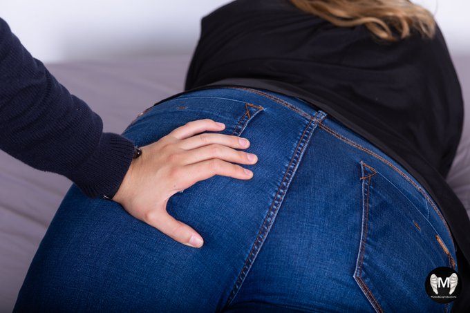 Mas fotos con mucha menos ropa en el link de la bio https://t.co/6pdVfe0oYQ<a href="/tag/producer"class="tags"><span>#producer</span></a><a href="/tag/hot"class="tags"><span>#hot</span></a><a href="/tag/casting"class="tags"><span>#casting</span></a><a href="/tag/amateur"class="tags"><span>#amateur</span></a>