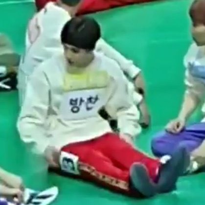 chan running in tiny to give his friend a hug 