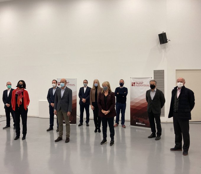 icec_cat's tweet image. Avui, dia intens d'activitats lligades al talent en l'audiovisual:

🎞️ la consellera @cultura_cat, @angelsponsa, ha inaugurat el #PitchingAudiovisual de  #SetmanadelTalent 
🎞️a @tectgn, el #PrimerTest de nous talents!
🎞️ i @VentanaSur ha projectat diverses produccions catalanes