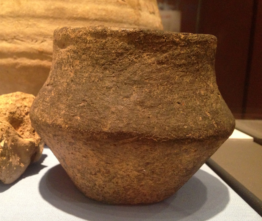 This interesting pot comes from the Greetwell villa-palace (which is actually at Greetwell Fields, just to the east of Lincoln), and gets a brief mention in the new introduction :) 'An early Anglo-Saxon pot from the Greetwell villa-palace' -  https://www.caitlingreen.org/2015/04/an-early-anglo-saxon-pot-from-greetwell.html