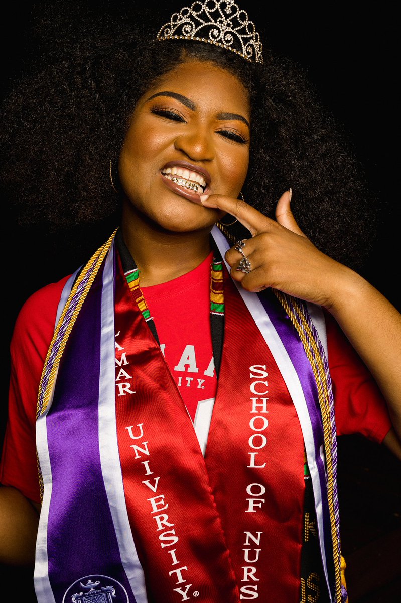 medflixszn's tweet photo. We might have to start the 2nd line the way you killed this grad shoot SHEESH 🔥🔥🔥🔥 
@AbrianaMarie_ 🎓🎓🎓
•
•
📸: @medronvisuals 
•
•
#MedronVisuals #GradSZN #LamarUniversity #blackatapwi #wtygrads #watchtheyard #nursebae #nursingschool #LU20 https://t.co/otXiAO2l7u
