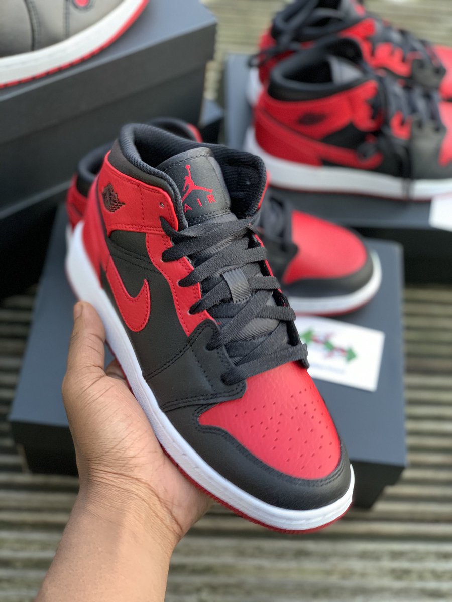 SourcedEire's tweet photo. Jordan 1 Mid “Banned” is now available 🏎 🏁

Size: UK4, UK5.5, UK6, UK7.5, UK8, UK9 📏

All other sizes are available upon request 📨

Make sure to follow our Instagram for more stock updates!! https://t.co/FAGtFhMSu9