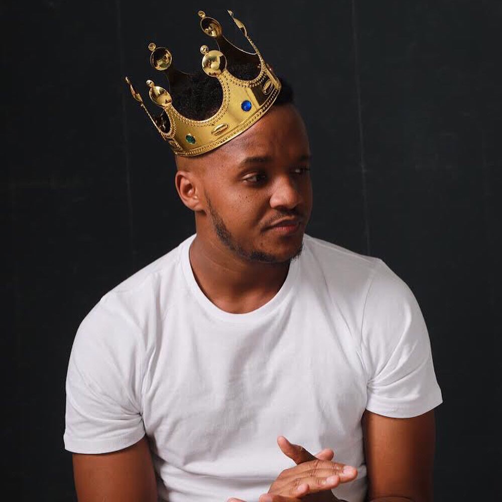 skryptmusic061's tweet photo. Fix your crowns going into 2021 kings and queens. Remind them who tf you are! #AWMOS 

https://t.co/5mFKjcGczK https://t.co/7nZpoLE5bw