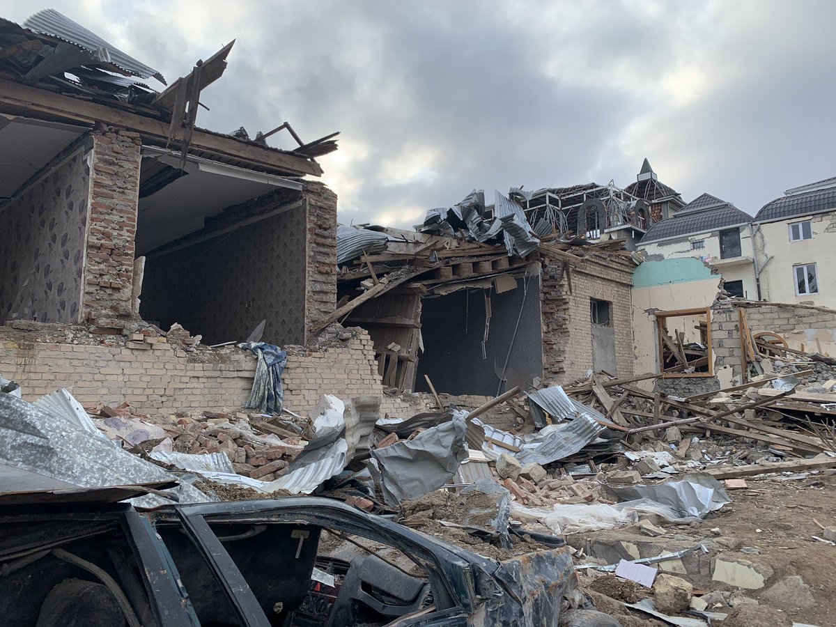 Anar &amp; Nurcin &amp; 8 neighbours were killed in their sleep their homes in another ballistic missile strike by #Armenia’s forces on 11 Oct. “Anar &amp; Nurcin have 2 #Children who now are orphans”, Anar’s father told me, overcome by grief, by his son’s destroyed home. #Ganja #Azerbaijan