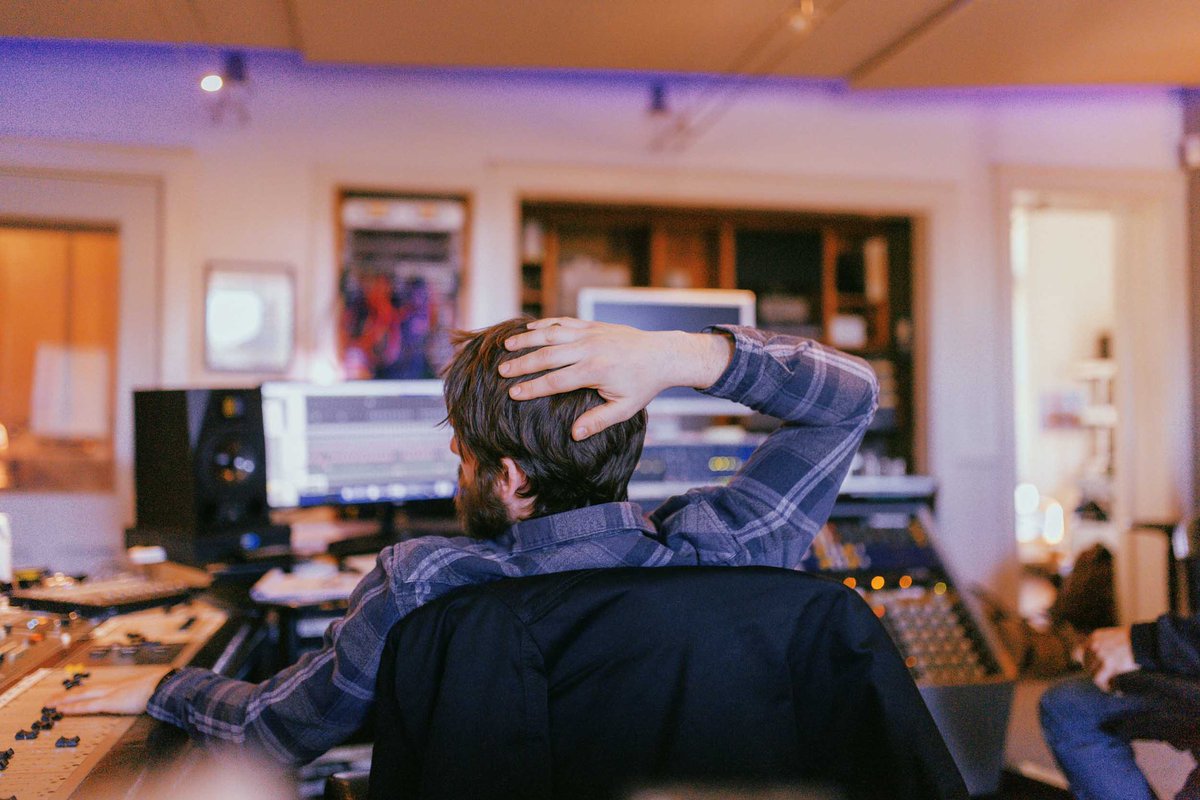 Two year anniversary of recording ‘Nonet.’ Here’s co-producer, Adam Armstrong. 

#recordingstudio #folk #folkmusic #singersongwriter #nonetalbum #americana #tradisrad #musician #recording #band #themammals #diy #indie #diymusic #folksinger #originalmusic #independentartist