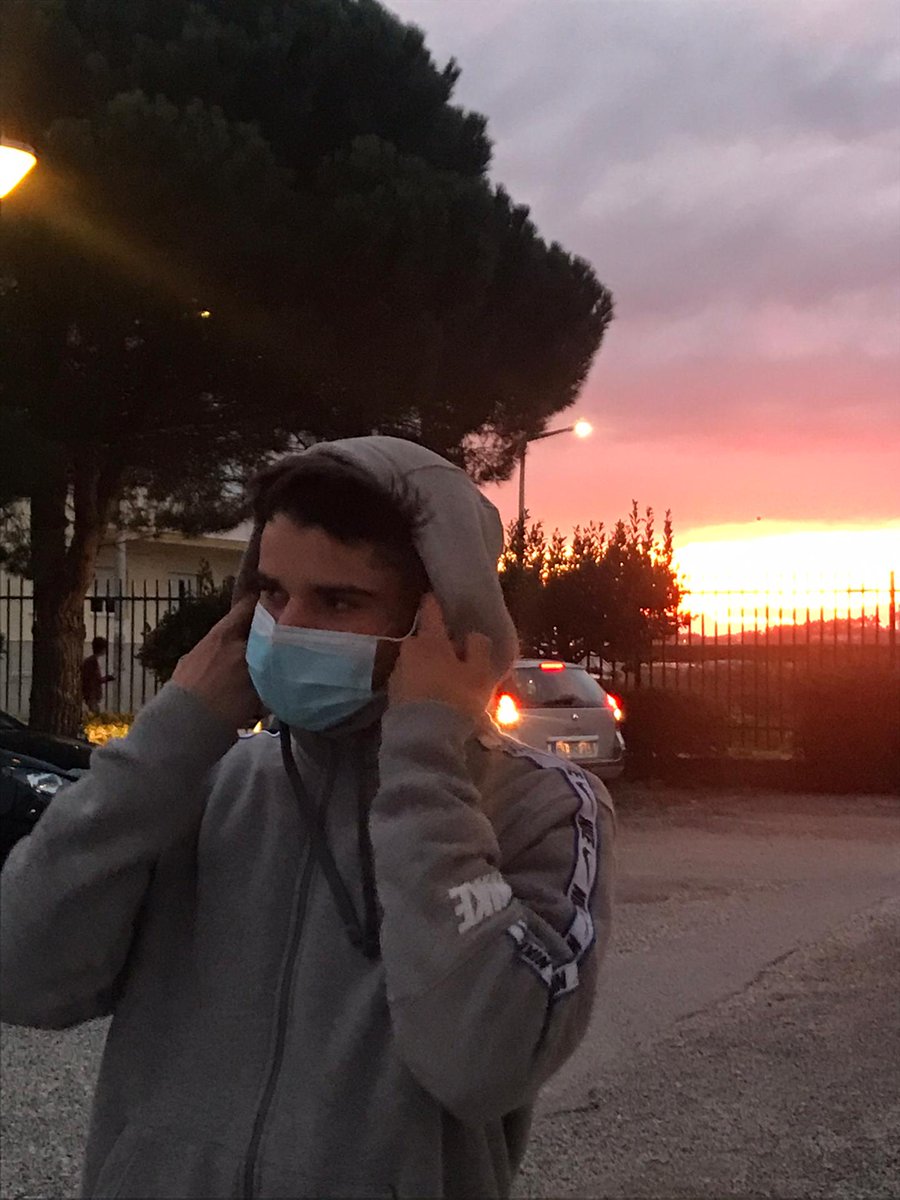 She fill my mind up with ideas
Im the highest in the room