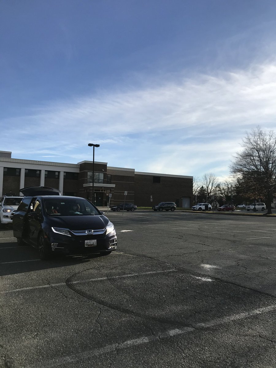 MHSCounseling's tweet photo. Earlier this week one of our counselors, Mrs. Harwood, put out the call to the MHS community to participate in the Small Things Matter Kokoa Food Drive and you all STEPPED UP! Over 140 students and staff made 5820 sandwiches for families in need in our community! @STMdotorg https://t.co/BtIwStWjJ8
