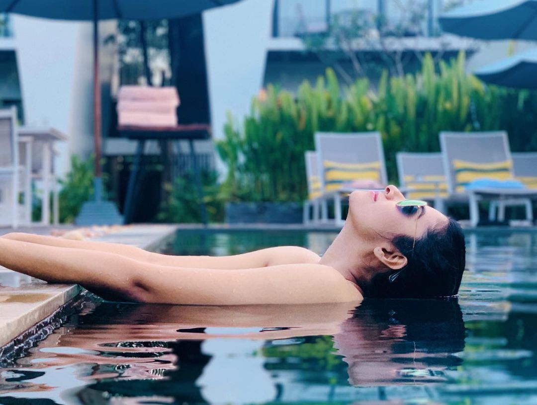  #CelebrityCyclone2020 #DecemberToRememberThese pics posted by P.B.S. on 19/10/2020 made hot  waves  in social media and it was a big treat for P.B.S. fans!! #Priyabhavanishankar