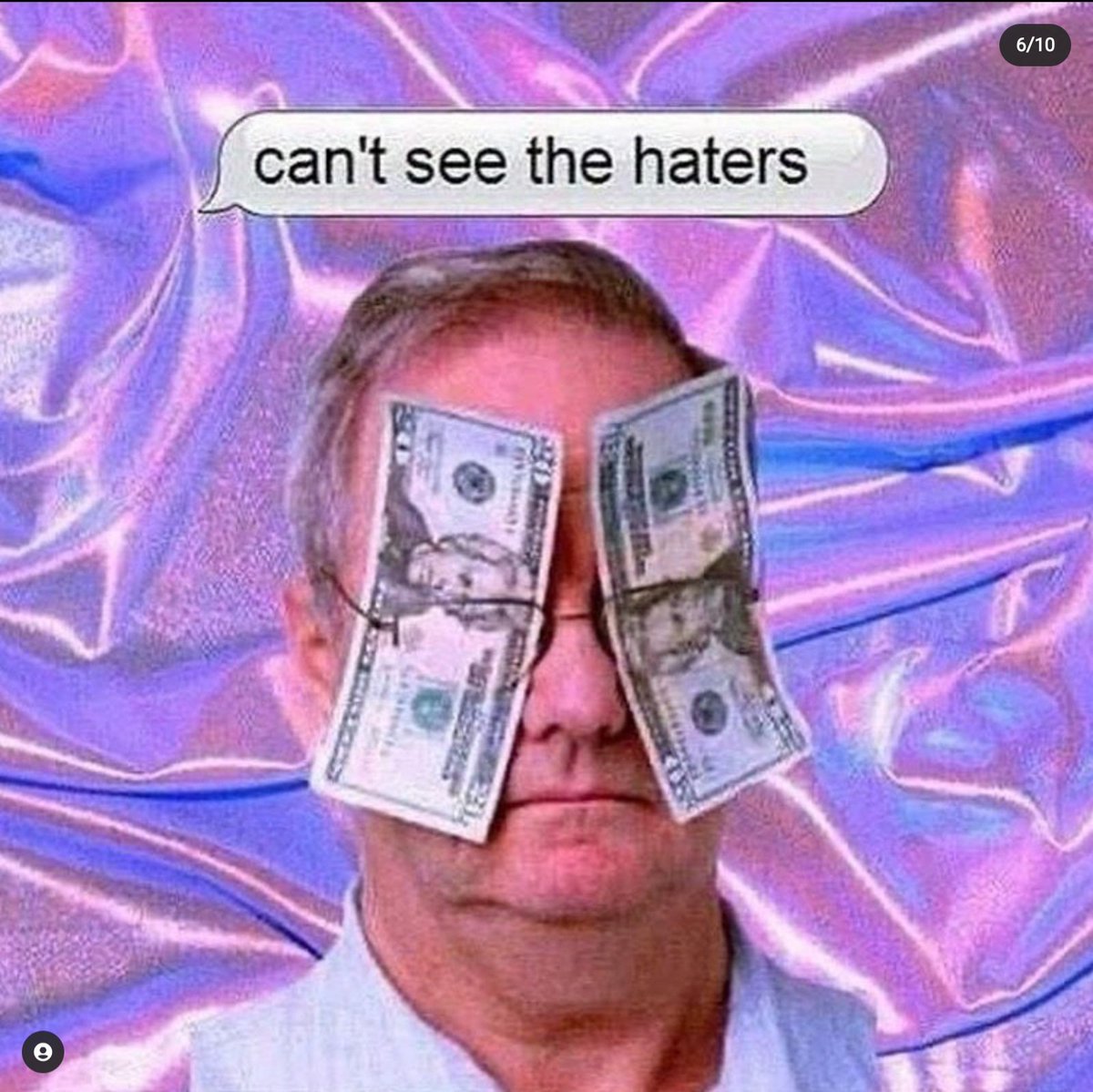 Chaise002's tweet photo. #BiggestLoserTrump #MakeAmericaGreatAgain 
Is Trump really so disappointed that he can’t speak anymore lmao ?! Idk why but after he loss the elections, Trump doesn’t care anymore about foreigners in his country https://t.co/VTOxDEvl6v